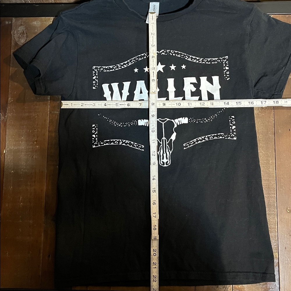 Morgan Wallen tour t shirt - Picture 6 of 6